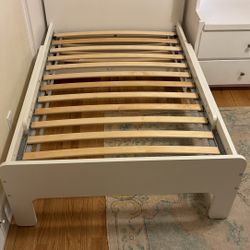 IKEA Slakt Adjustable Bed 