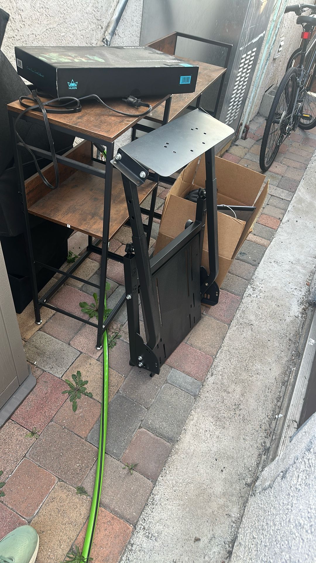 Racing wheel stand