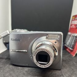 Kodak EasyShare C813 8.2MP Digital Camera