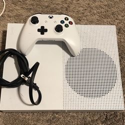 Xbox Console – Turns On, Error Code Issue – For Parts or Repair