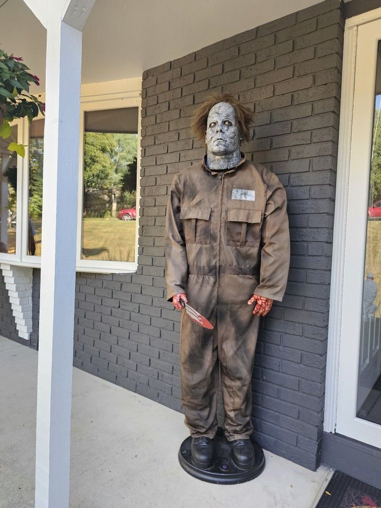 6 Foot Michael Meyers For Halloween