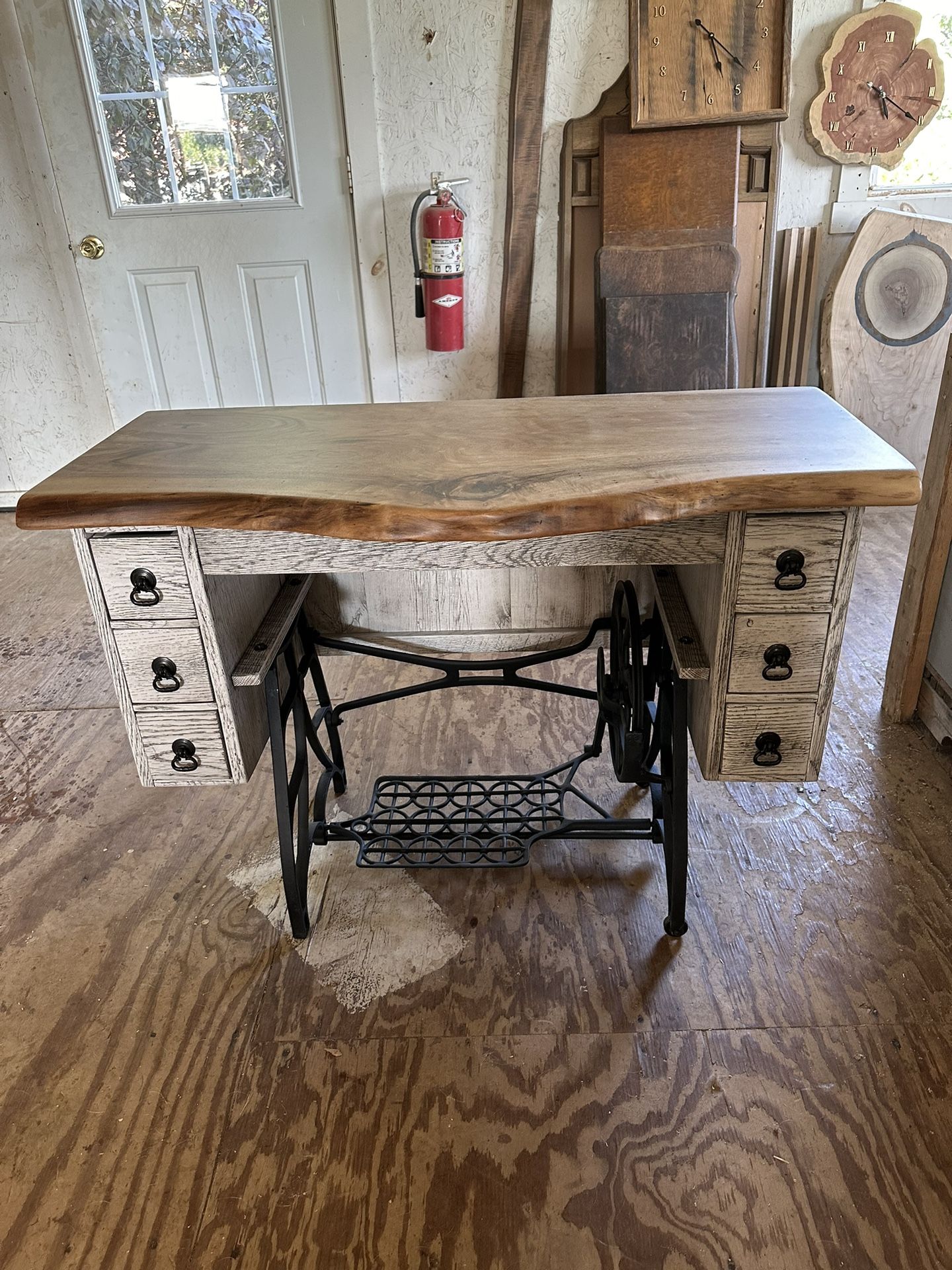 Live Edges Antique Sewing Table Trendle