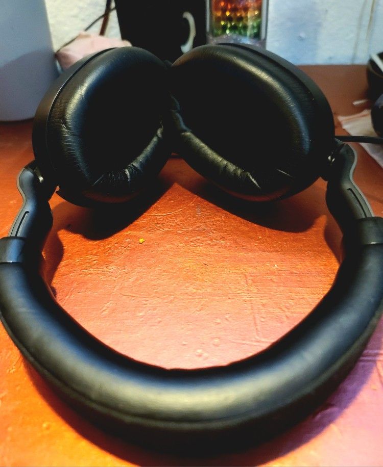 Jabra Elite 85h Wireless Noise Canceling Headphones