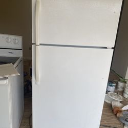 Older Fridge For Sale 19 Yes Old Works Good