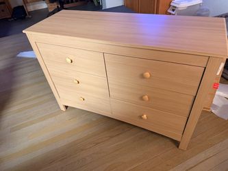 Graco dresser