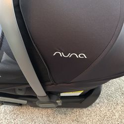 Nuna Car Seat w/ Base
