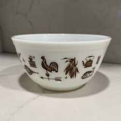 Vintage Pyrex “Early American” Mixing Bowl 1 1/2 Quart | **COLLECTOR’S ITEM** (It’s going for more on other sites!)