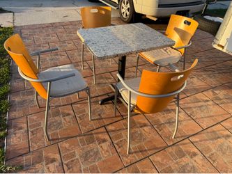 Cute Marble Dinette Table 4 Metal Chairs