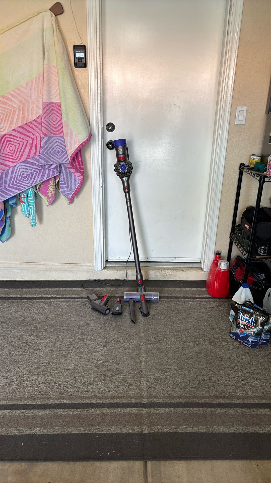 Dyson Stick V7 Animal Vacuum