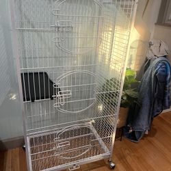 BIG AND BEAUTIFUL CAGE FOR BIRDS