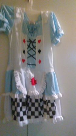 Alice in wonderland dress