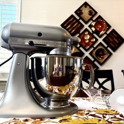 KitchenAid Artisan Mixer