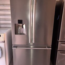 Frigidaire Stainless Steel Refrigerator And Freezer