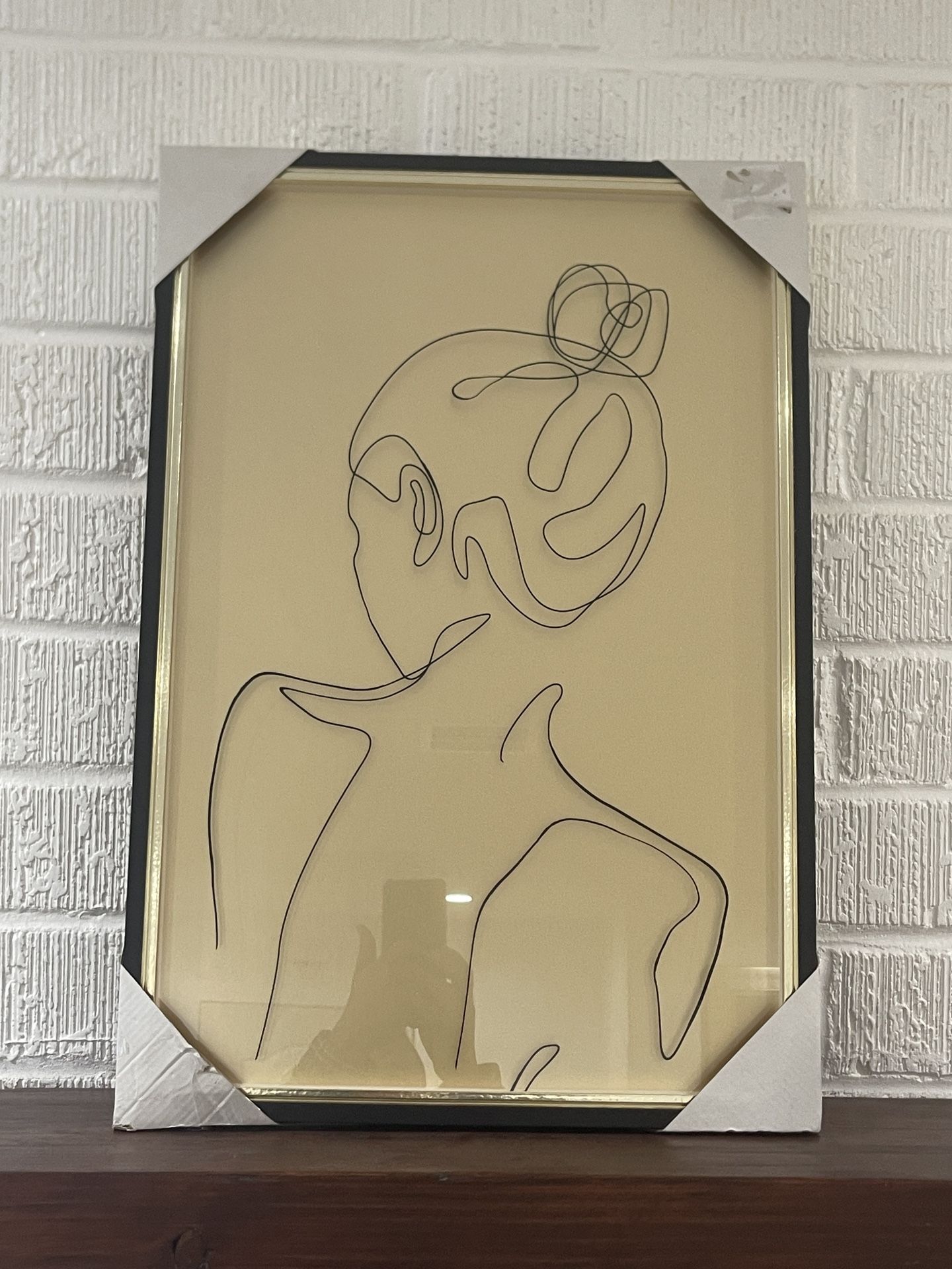 BEAUTIFUL GOLD LUXURIOUS ART FRAME