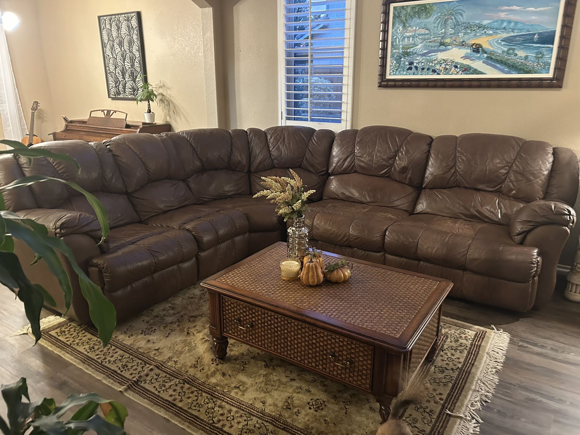Leather Sectional Sofa With 3 Recliners
