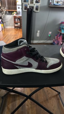 Jordan 1 MId