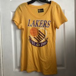 NBA Los Angeles Lakers women's short sleeve crew t-shirt Size L 
