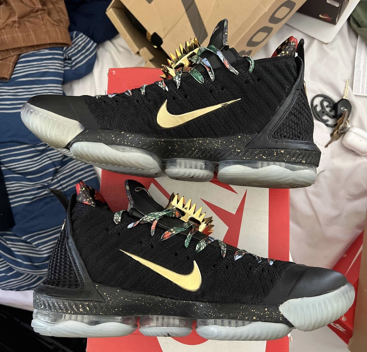 Nike New balance LeBron Adidas