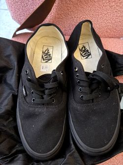 Size 11 women's Van's shoes like new men's size 9.5