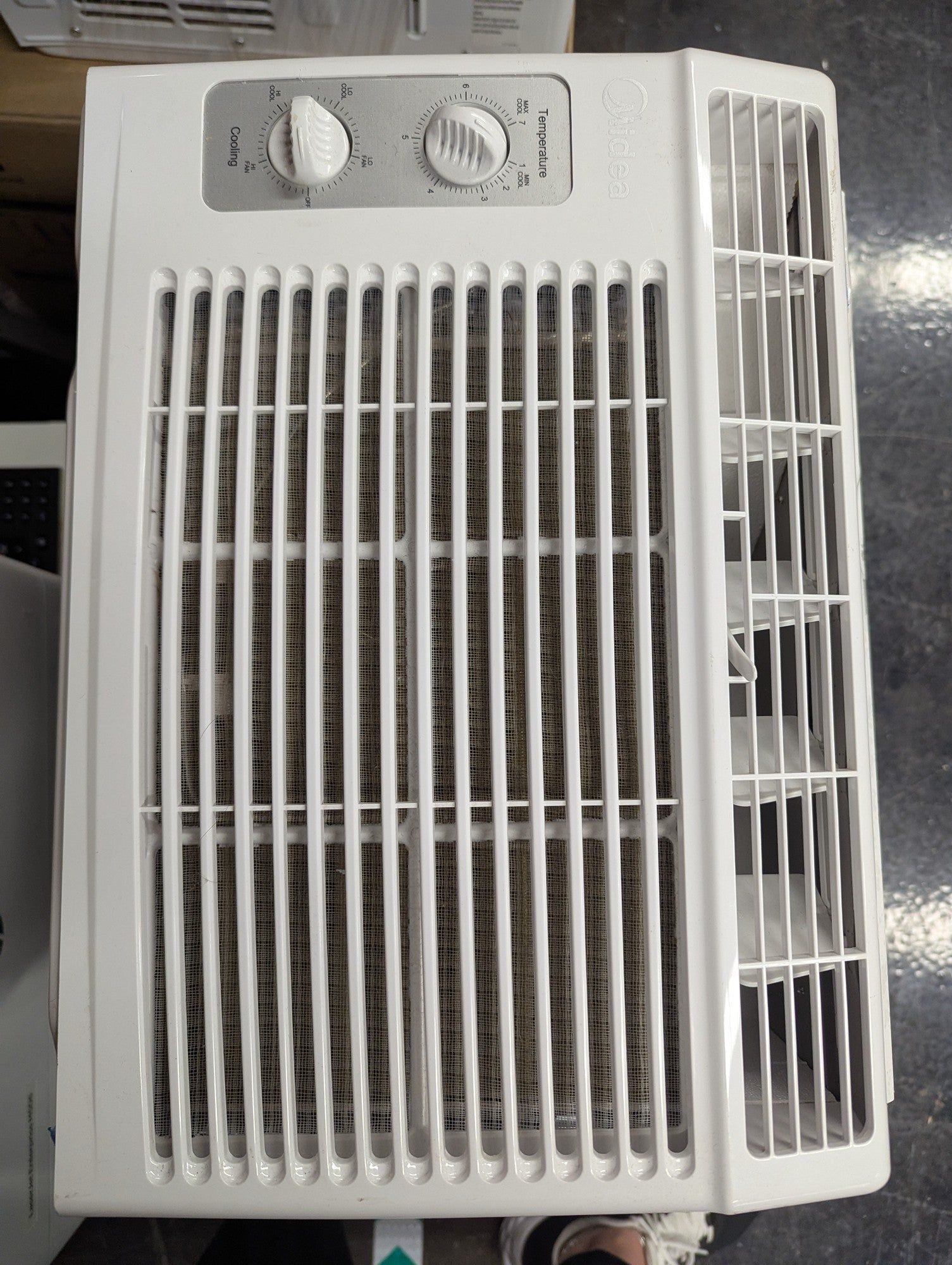 Midea Window Air Conditioner: Cool Breeze, Compact Design