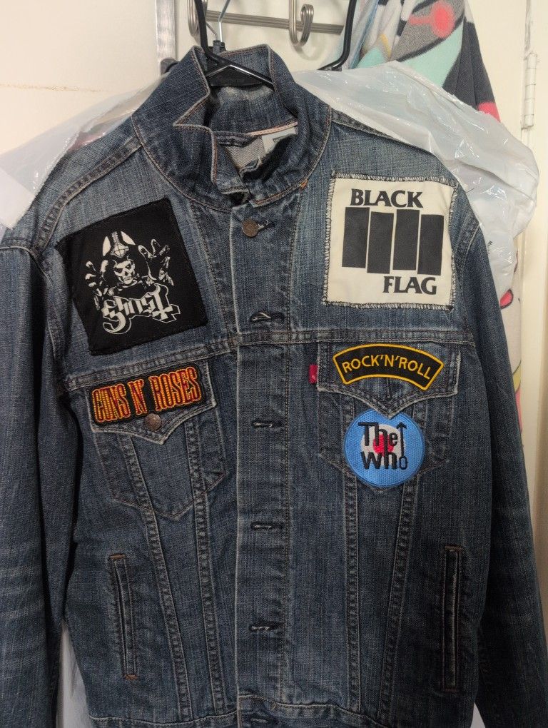 Levis Jacket (Patches