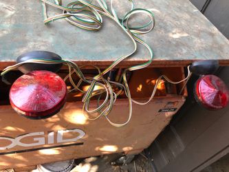 Magnetic rear car lights