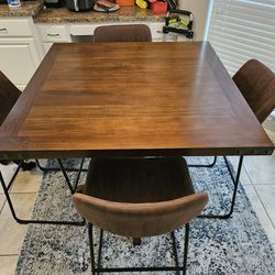 Beautiful Counter Height Kitchen Table and Faux Leather Bar Chairs