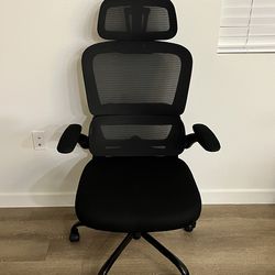 Brand New Black Ergonomic Office Chair - Ajustable Headrest, Arms, Back, & Seat - Metal Base