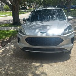 2020 Ford Escape