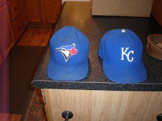 MLB fitted baseball caps