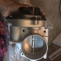 Brand New Throttle Body For Ford