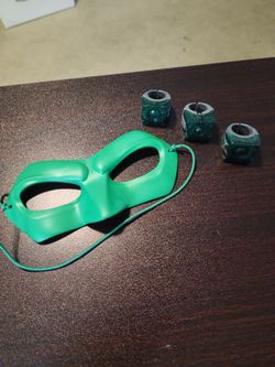 DC Green Lantern mask and 3 rings lot