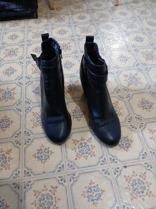 Short Boots