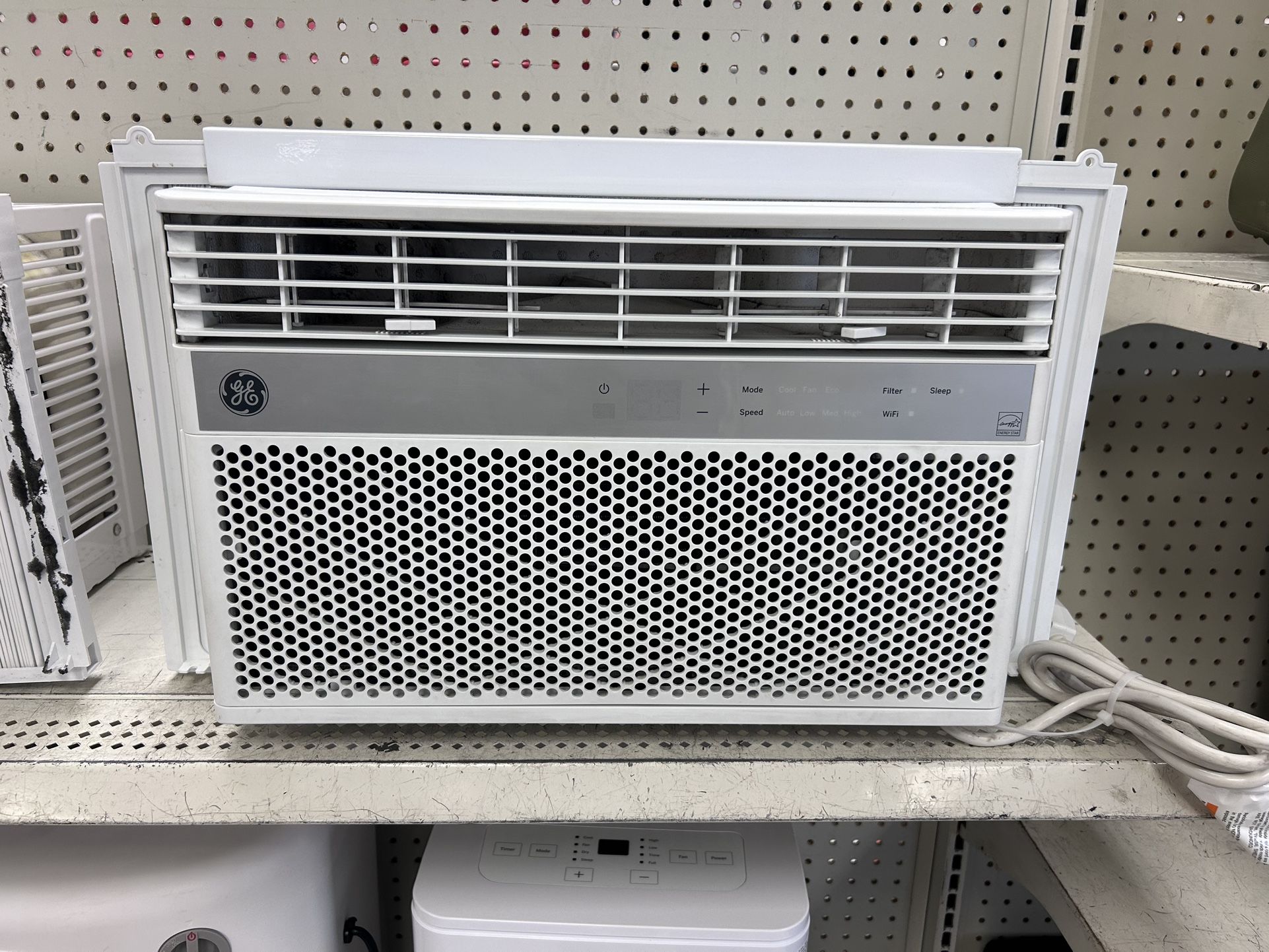 GE 8000 BTU Air Conditioner