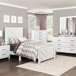 4 PC TEIN BEDROOM SET 