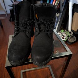 Size 12 Men's Timberlands