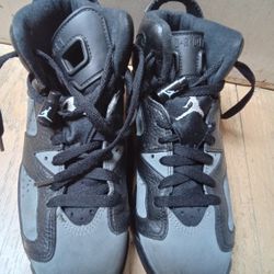 FREE NIKE AIR JORDAN 6 RETRO GREY SHOES 7.5Y USED