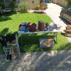 SELLING USED CLOTHES AND HOME DECOR