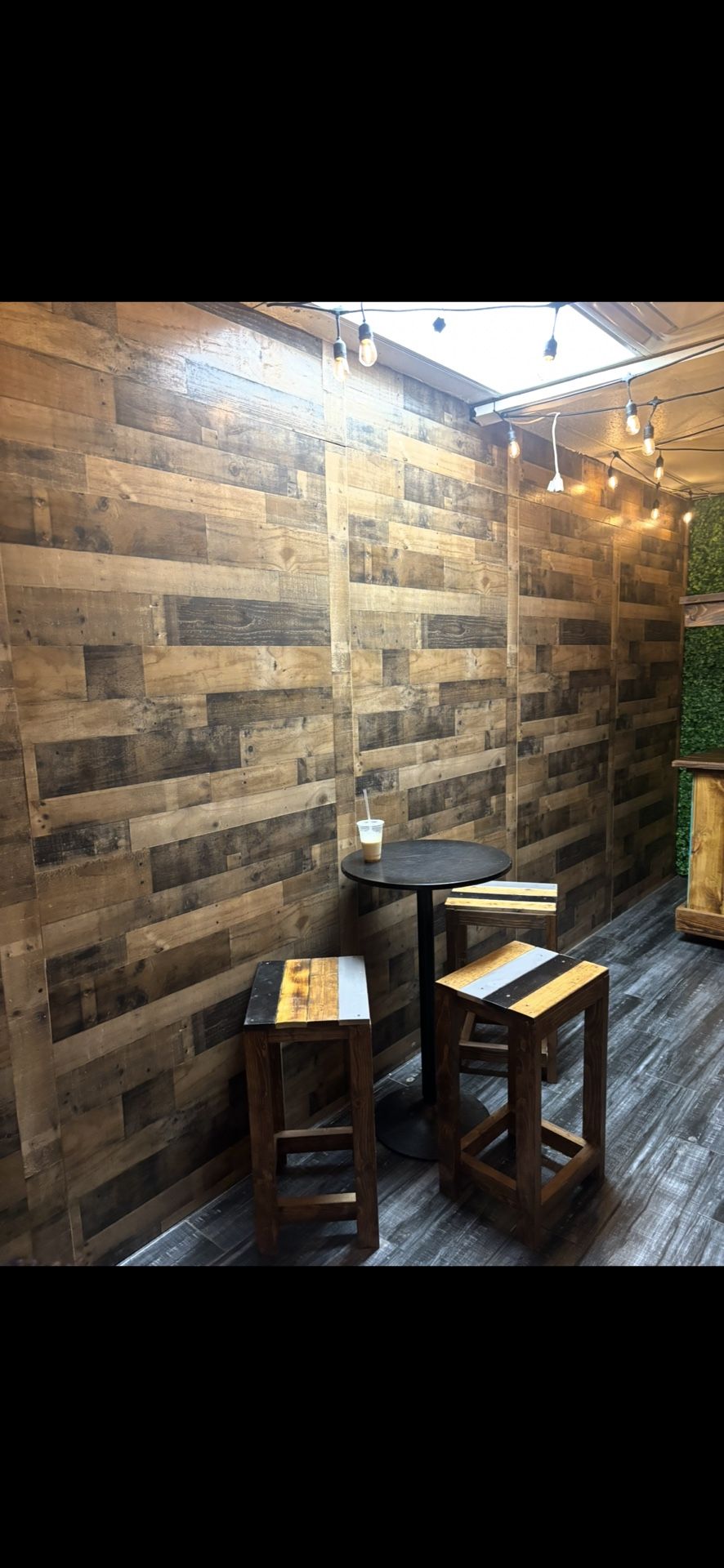 Cantina Bar With Stools