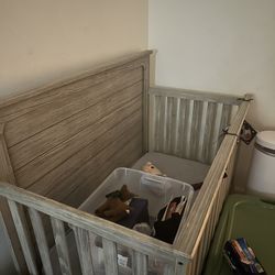 Crib With Mattress 