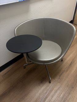 Keilhauer Juxta seating
