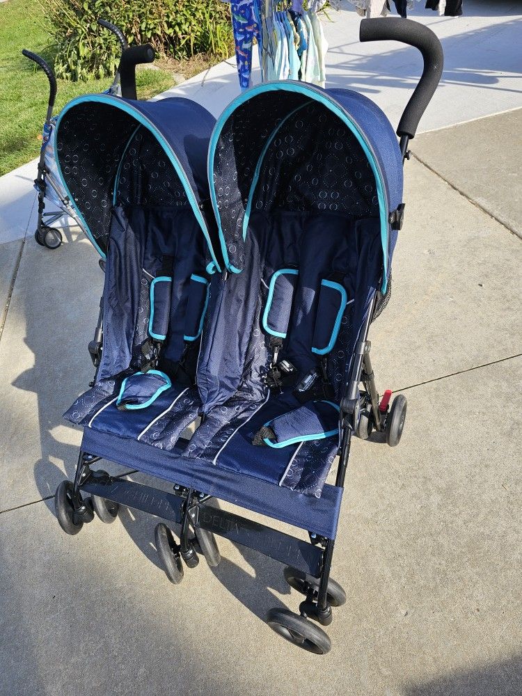 Brand NEW Delta Collapsible Double Stroller