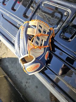 Wilson A2000