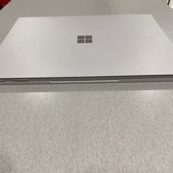 Microsoft Surface Book 3 15" Core i5-1035G7 1.2GHz 8GB 256GB SSD

