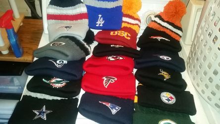 Pom pom beanie