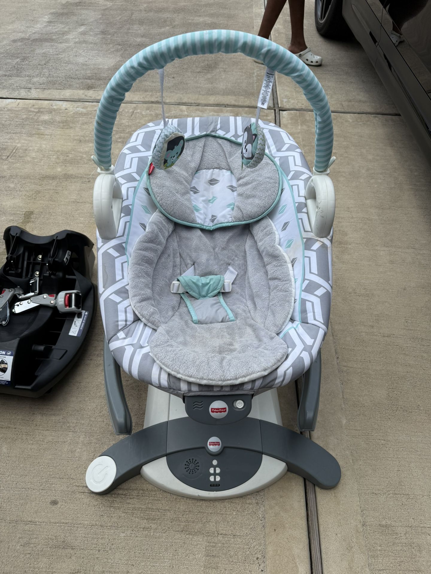 Baby swing