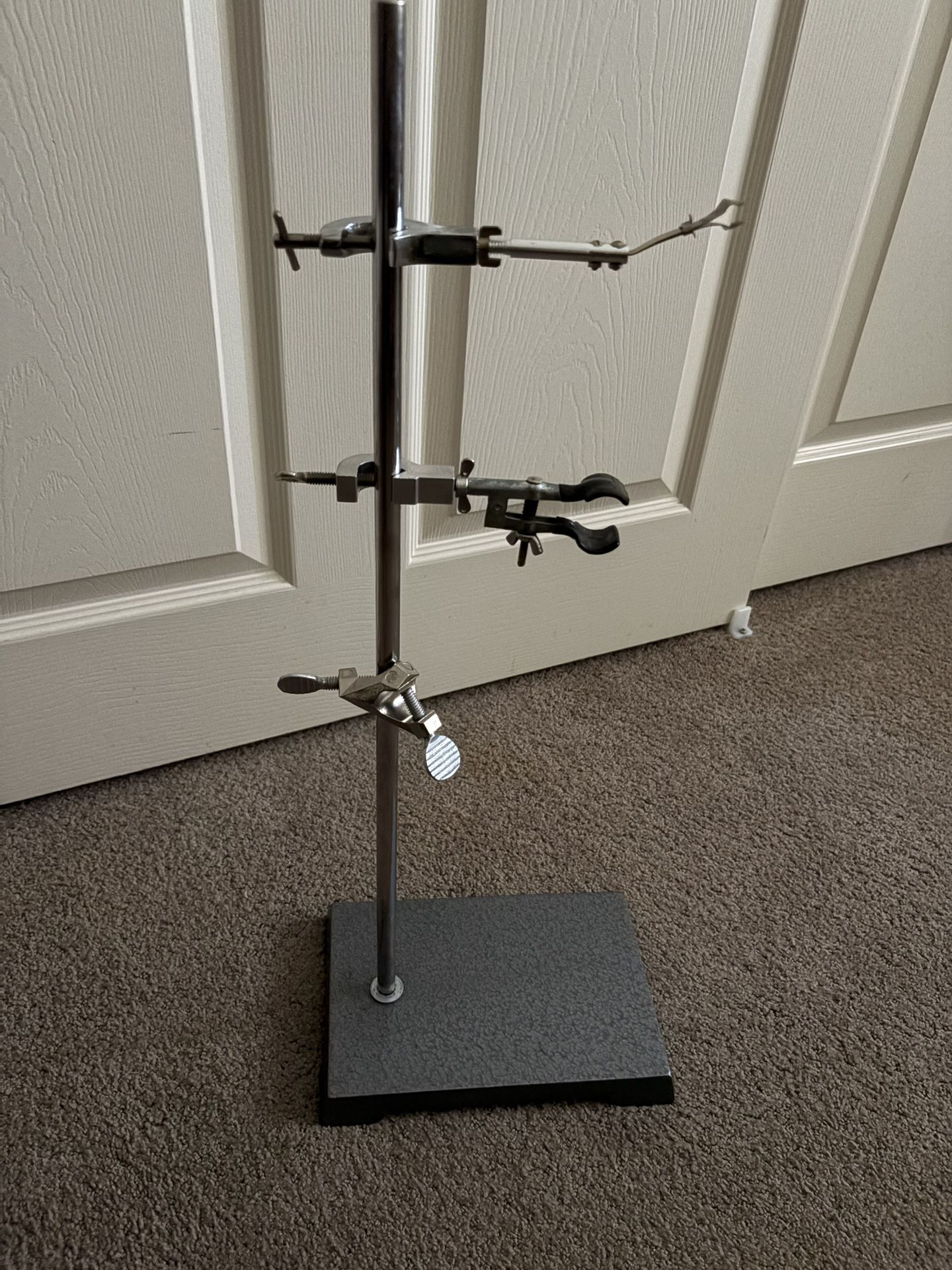 2’ Tall Laboratory Support Stand With 3 Attachments