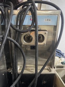 **3 COMMERCIAL TAYLOR SOFT SERVE / FROZEN YOGURT MACHINES