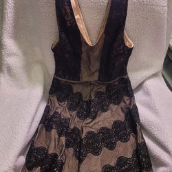 Miami Black Tan Lace Mesh Sleeveless Back Zip  Size M