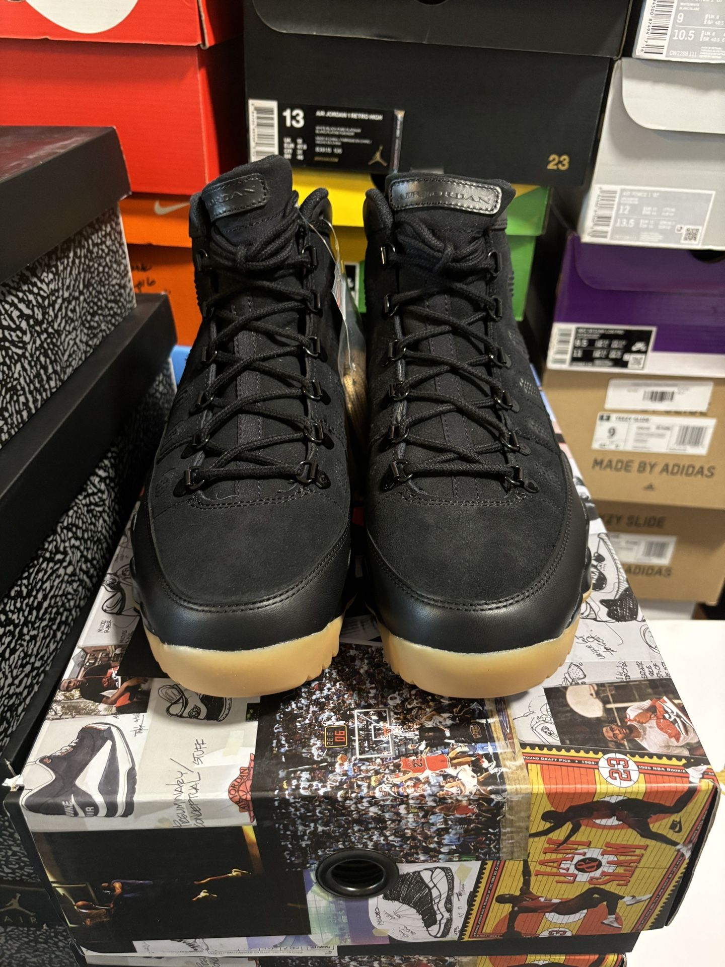 Jordan Retro 9 Boot Black Gum 